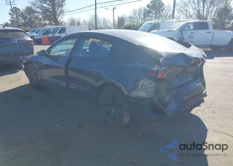 2025 Tesla Model 3 Long Range Rear-Wheel Drive/Standard Rear-Wheel Drive z USA, uszkodzony, nr VIN 5YJ3E1EA1SF934355